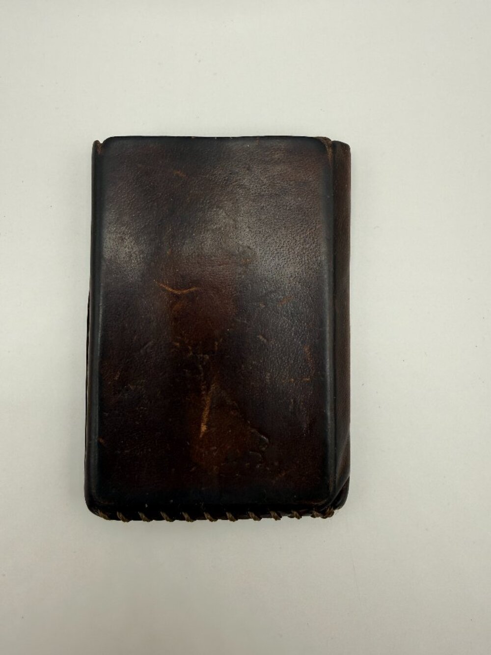 Ezra Arthur No. 2 Card Holder Wallet – Malbec Leather